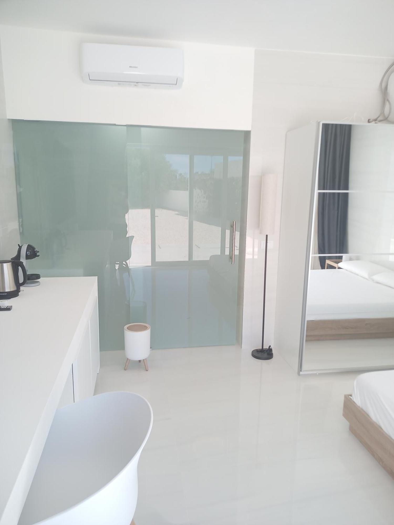 Smart Luxury Suites & Apartments Orosei Pokoj fotografie